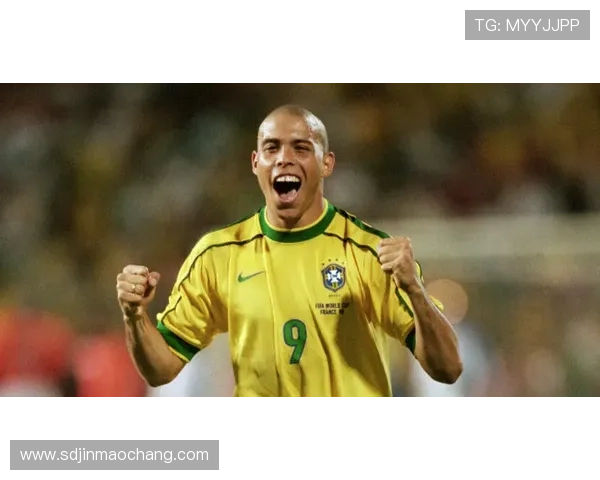 探寻足球明星c罗的英语名字背后的故事与成就