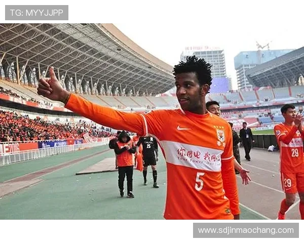 巴西足球明星的酒鬼生活与传奇故事揭秘 巴西足球明星的酒鬼生活与传奇故事揭秘